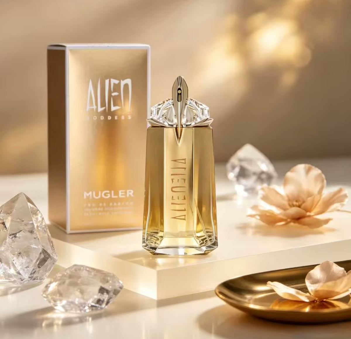 Mugler Alien Goddess Eau de Parfum 90ml – Woody Amber Floral Perfume